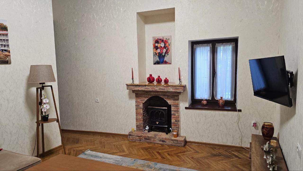 Ferienwohnung Heart Of The Old Tbilisi Exterior foto
